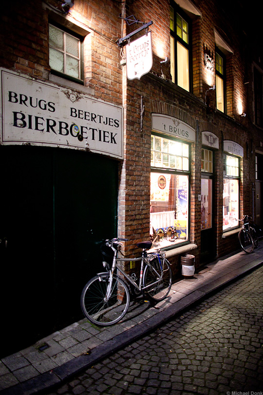 't Brugs Beertje Street Front